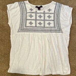 Gloria Vanderbilt tee